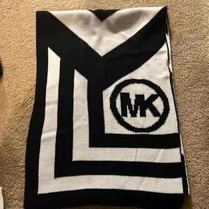 Michael Kors scarf